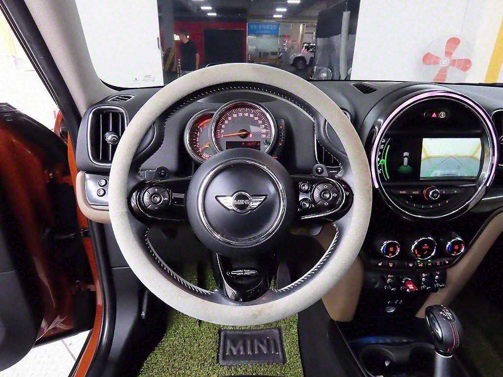 Mini Countryman 2.0 SD ALL4 10