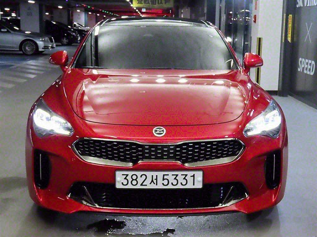 Kia Stinger 2WD 2.5 Platinum 3