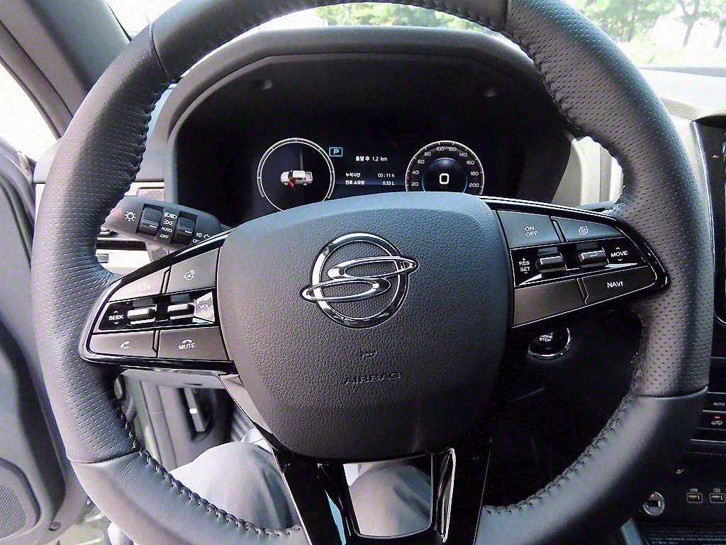 KG Mobility (Ssangyong) Rexton Diesel 2.2 4WD Prestige 9