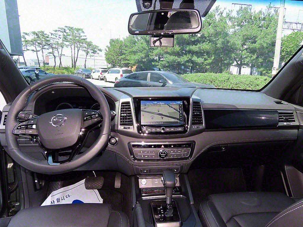 KG Mobility (Ssangyong) Rexton Diesel 2.2 4WD Prestige 8