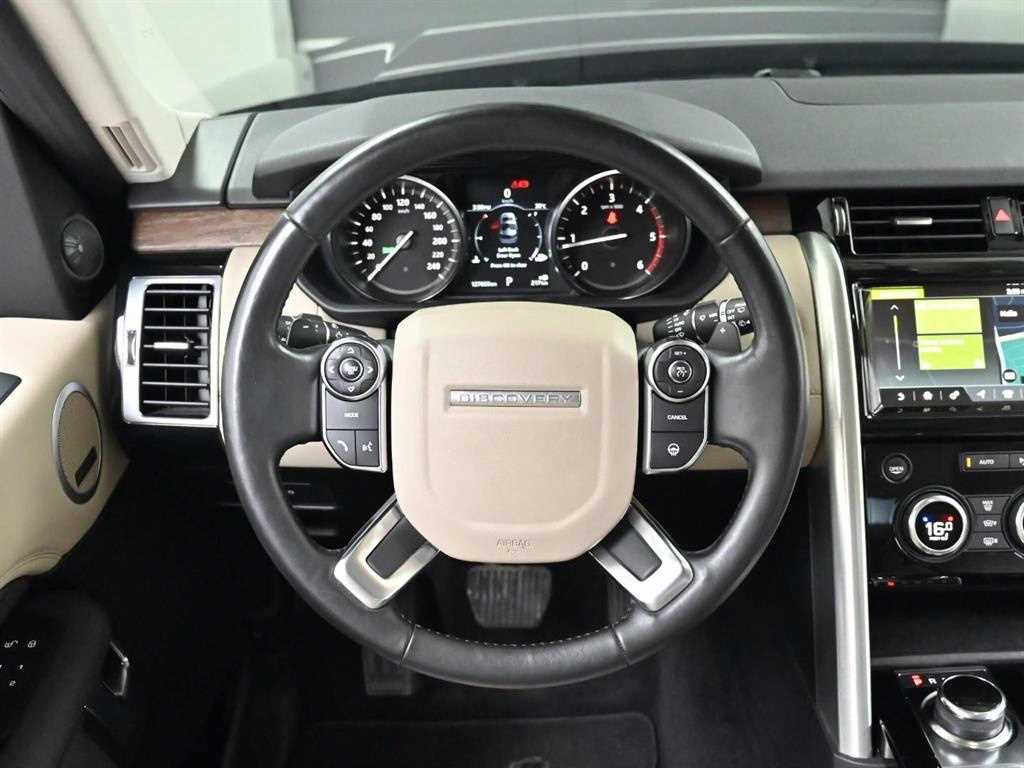 디스커버리5 2.0 SD4 HSE 2017년식