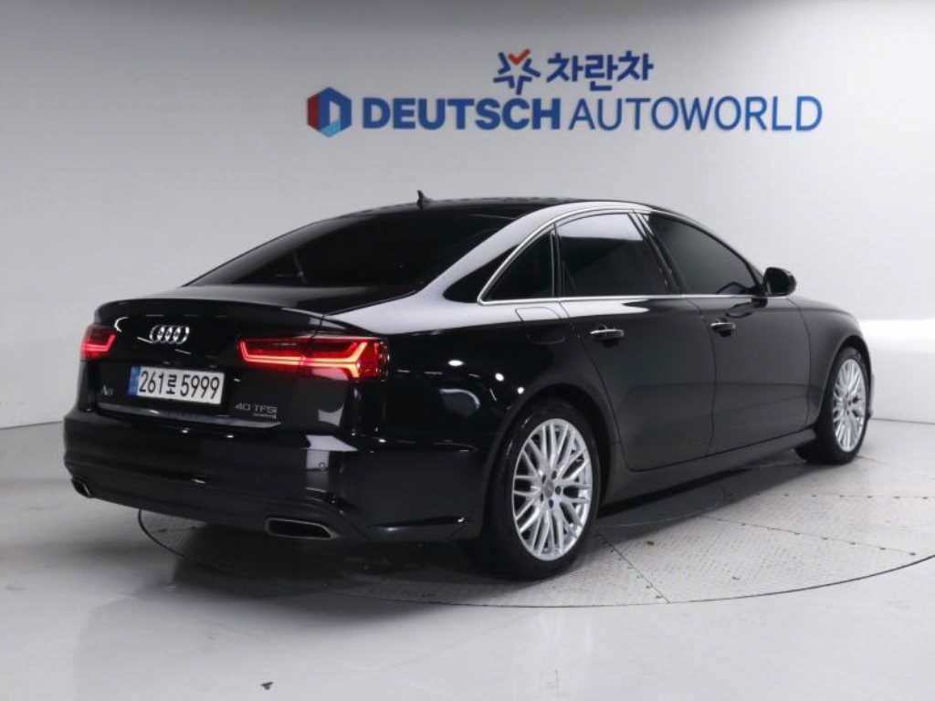 아우디 A6 40 TFSI 콰트로 프리미엄 사진 2/20