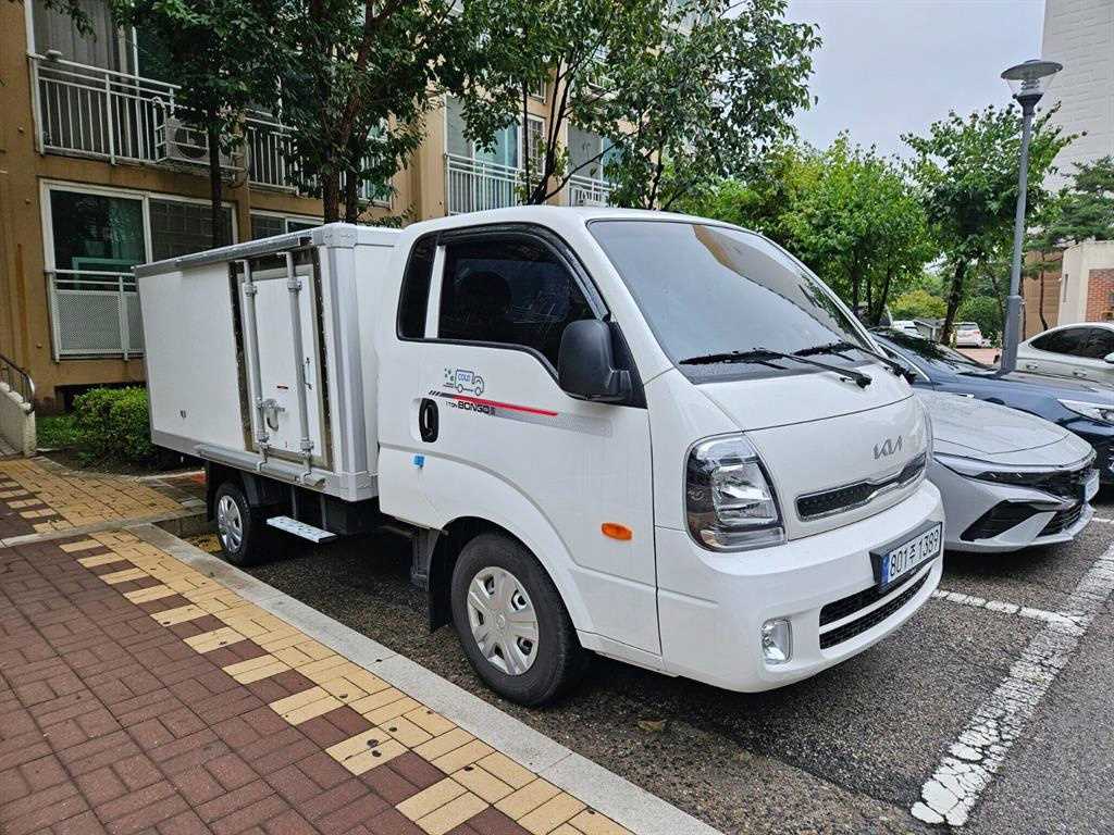 기아 봉고3 1톤 냉동탑 LPG