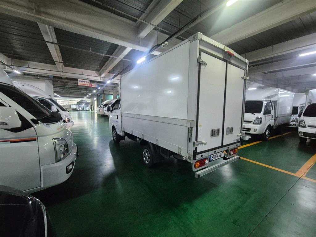 현대 포터2 1톤 윙바디 LPG