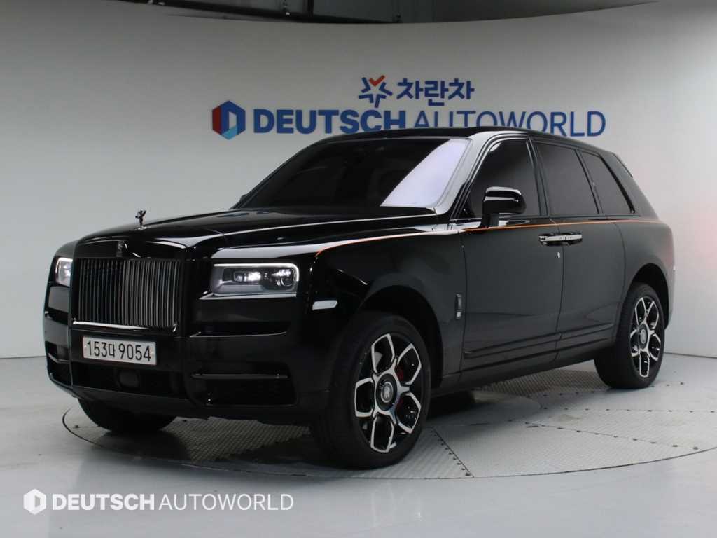 컬리넌 6.7 V12 블랙 배지 2021년식