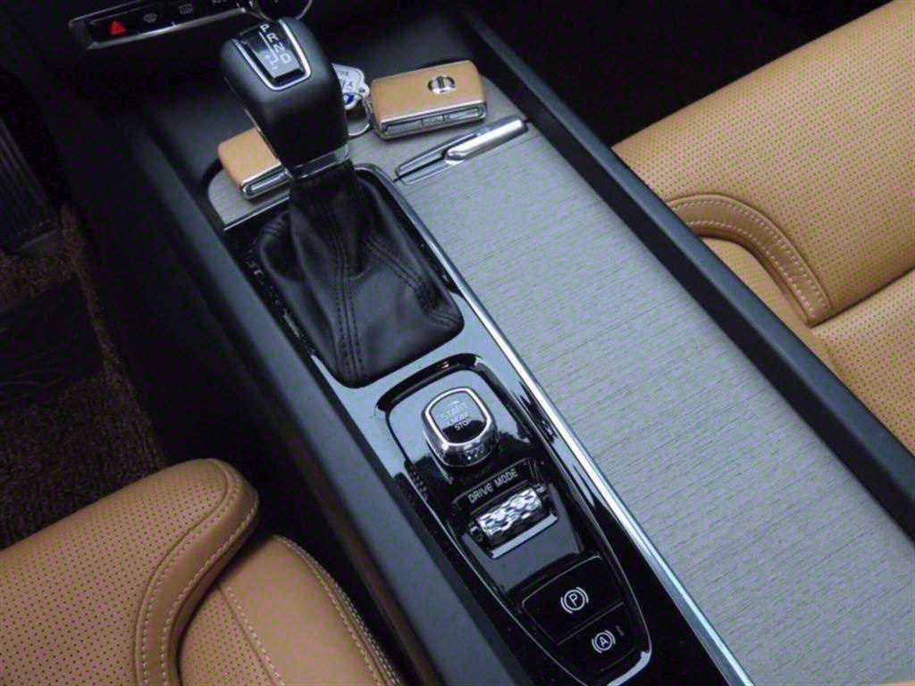 Volvo S60 T5 Momentum 7