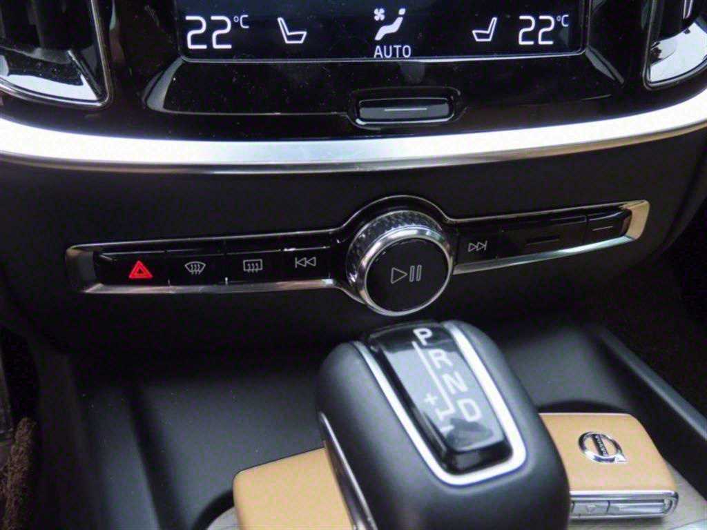 Volvo S60 T5 Momentum 8