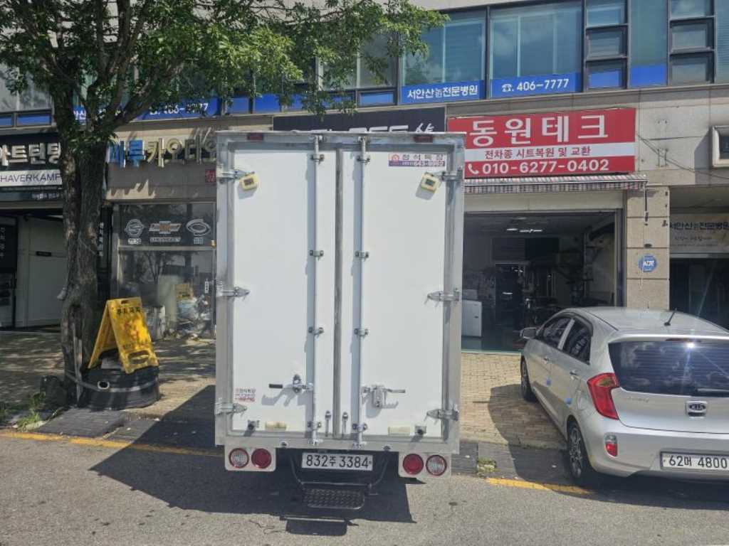 기아 봉고3 1톤 익스하이탑