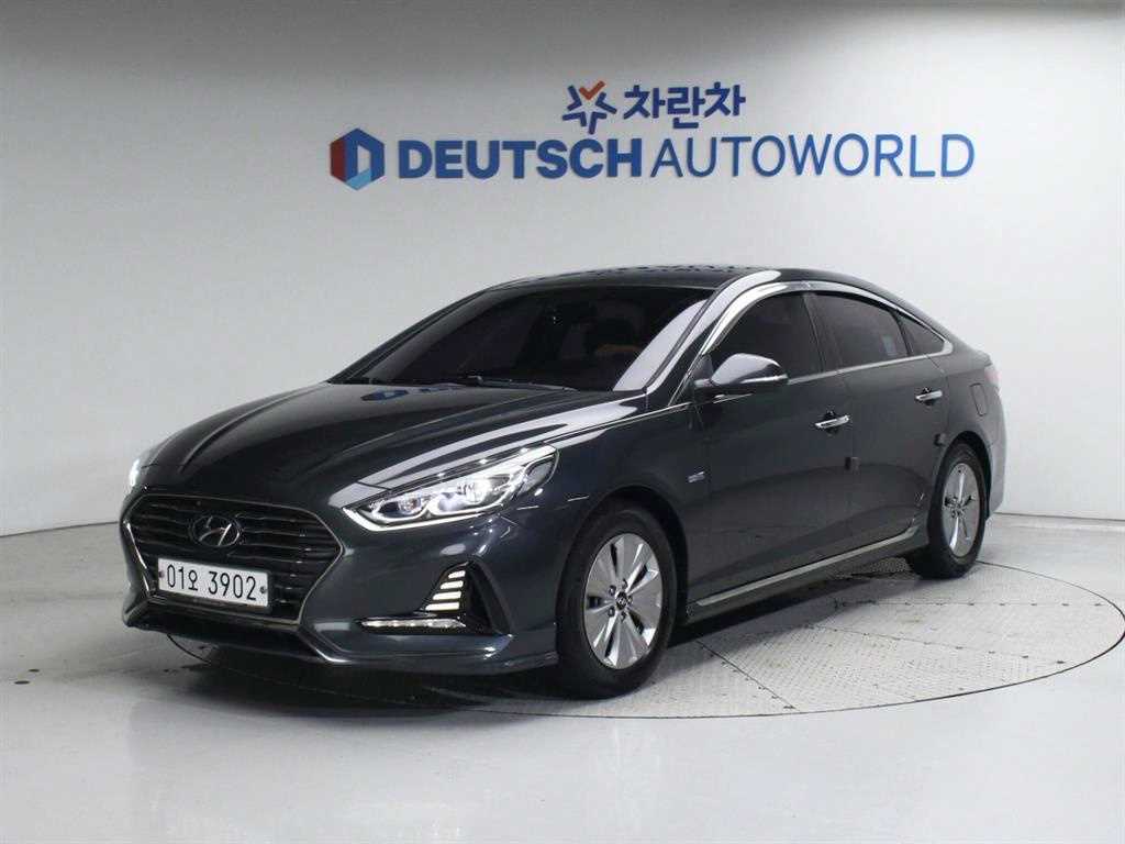 Hyundai Sonata Modern 2
