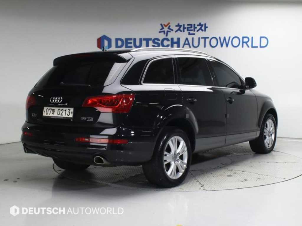 아우디 Q7 35 TDI 콰트로 사진 2/20