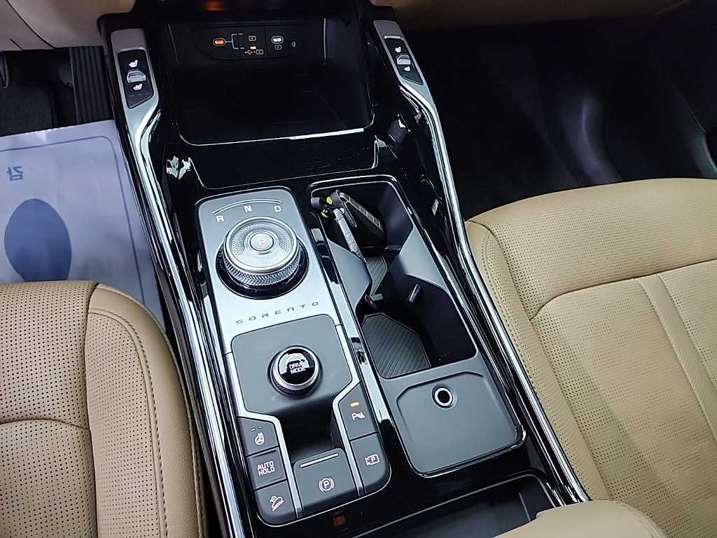 Kia Sorento 1.6T 2WD Noblesse 9