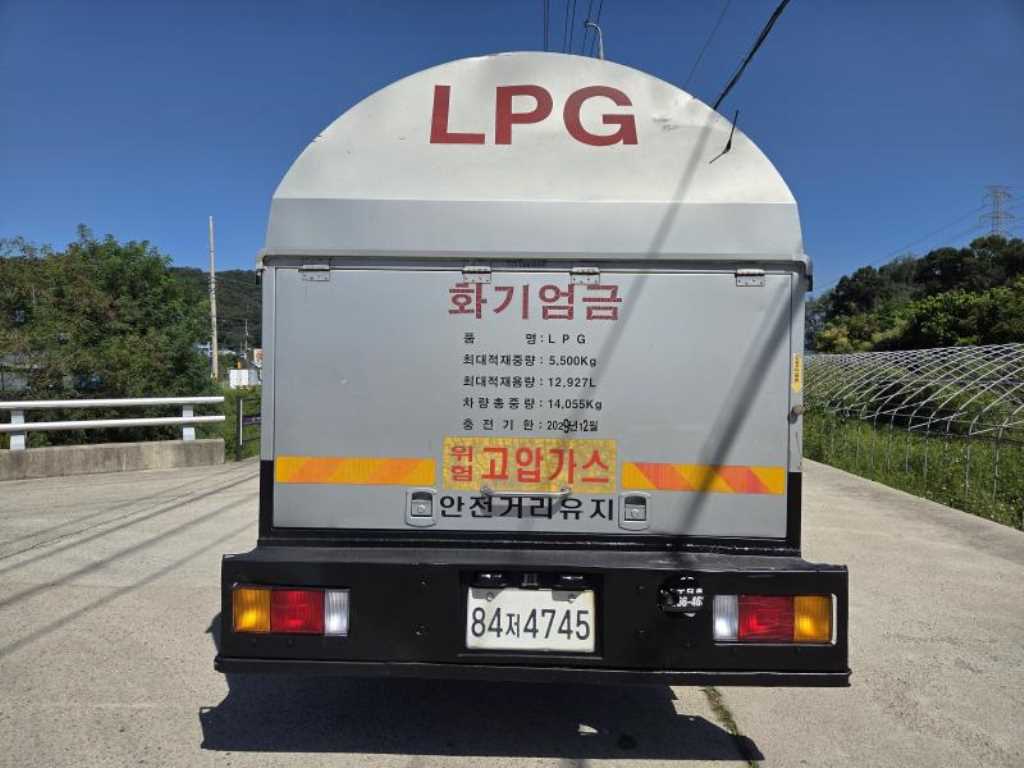 현대 탱크로리 메가트럭 수동