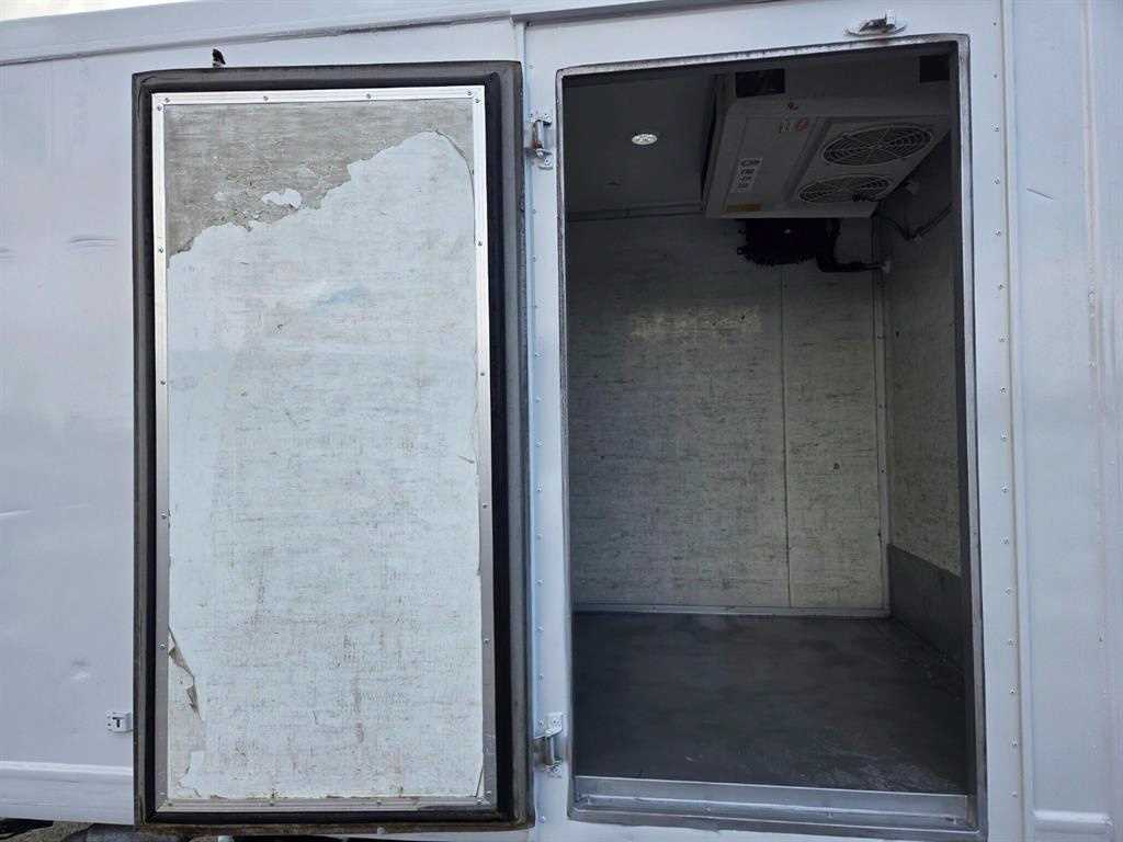 기아 봉고3 1톤 냉동탑