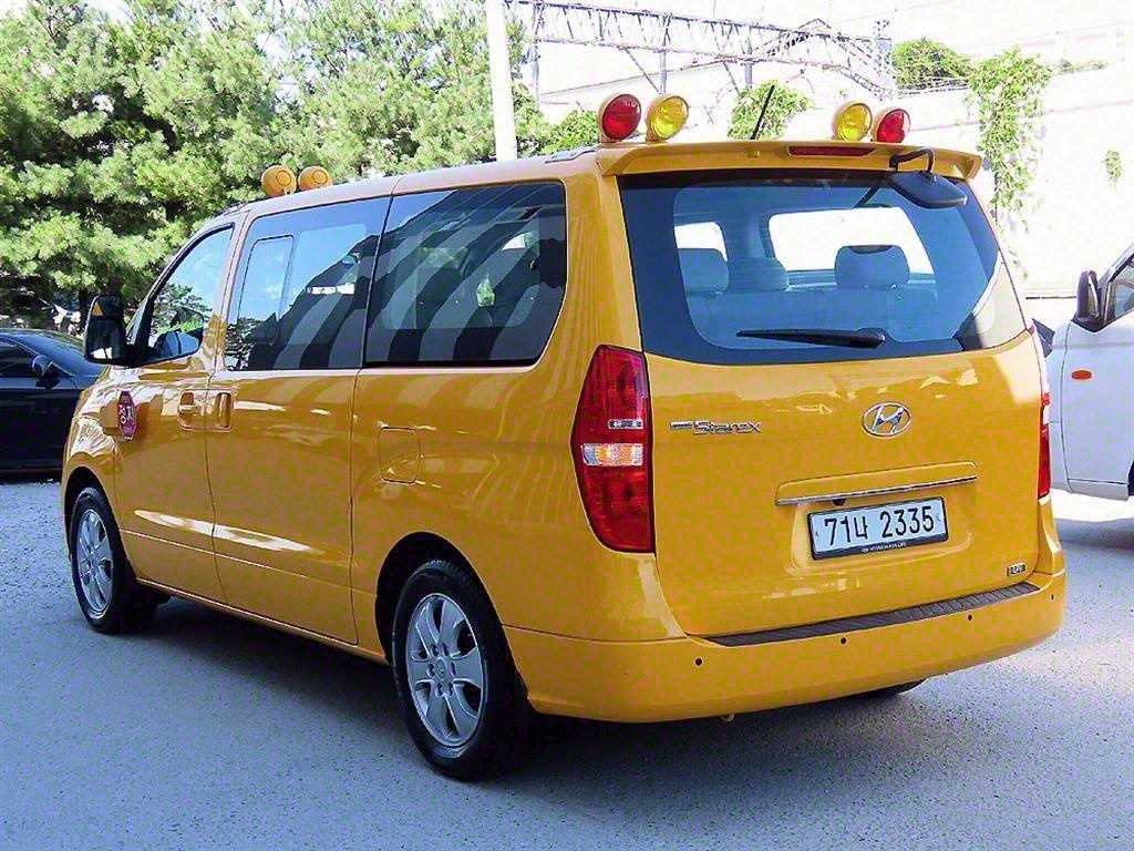 Hyundai Starex LPi 4
