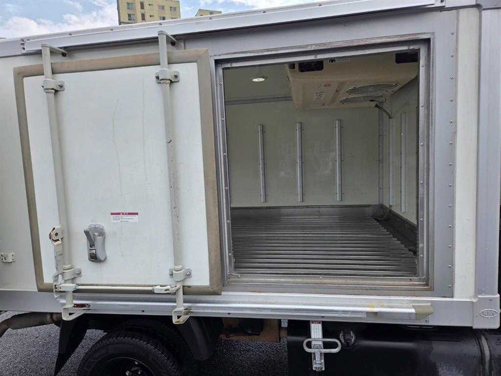 기아 봉고3 1톤 냉동탑 6