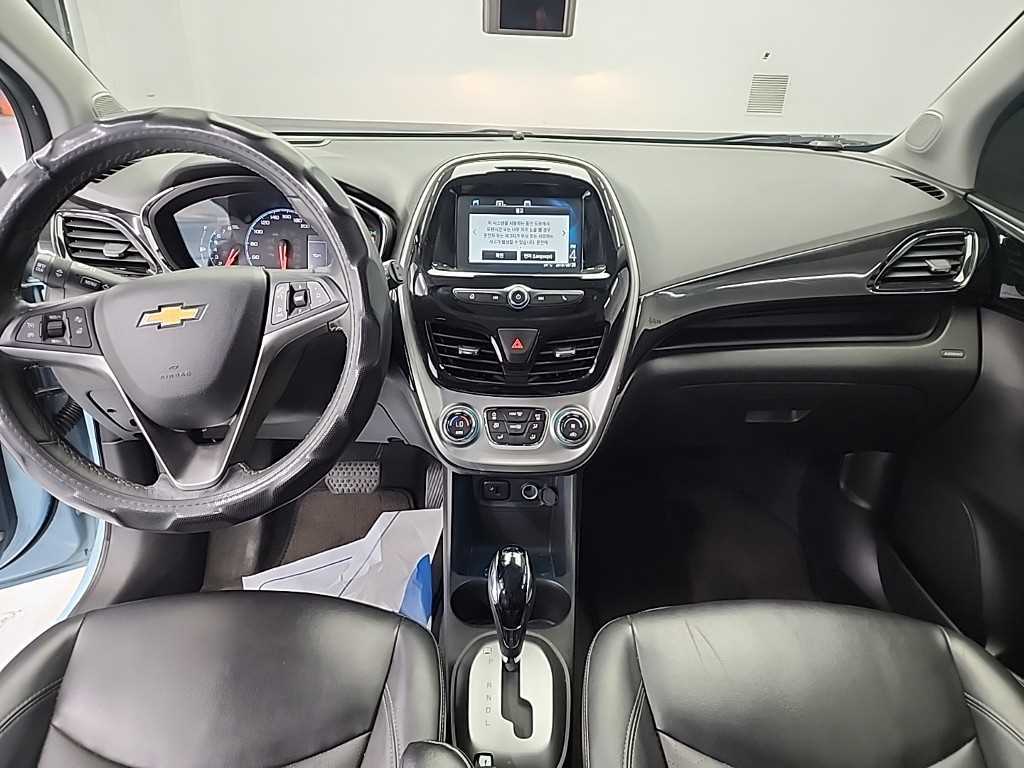 Chevrolet Spark ECO LTZ C-TECH 8