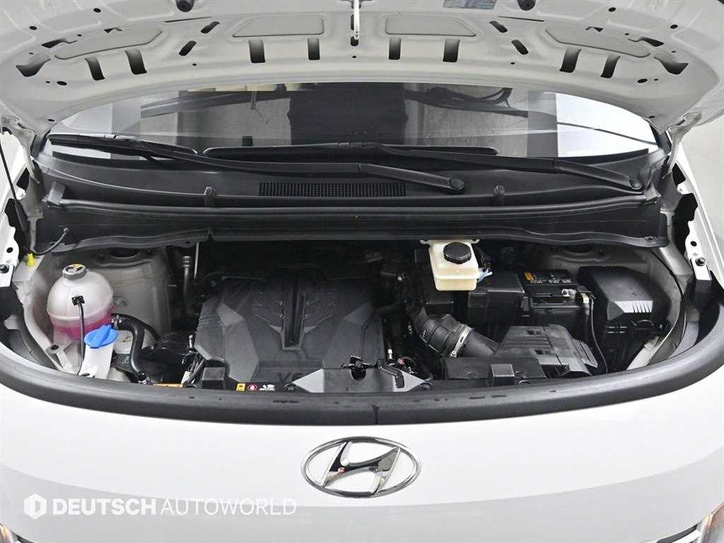 Hyundai Staria LPG Cargo Modern 7