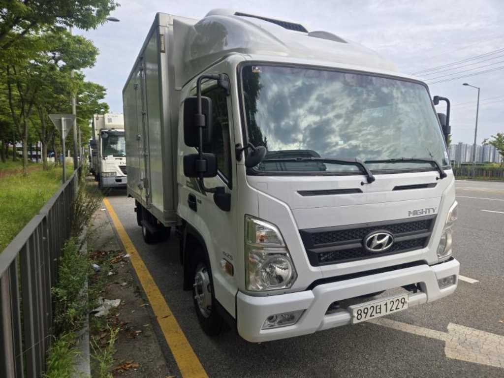 현대 올뉴마이티 2.5톤 냉동탑
