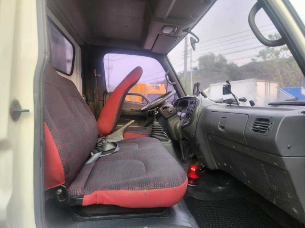 현대 이마이티 카고 8