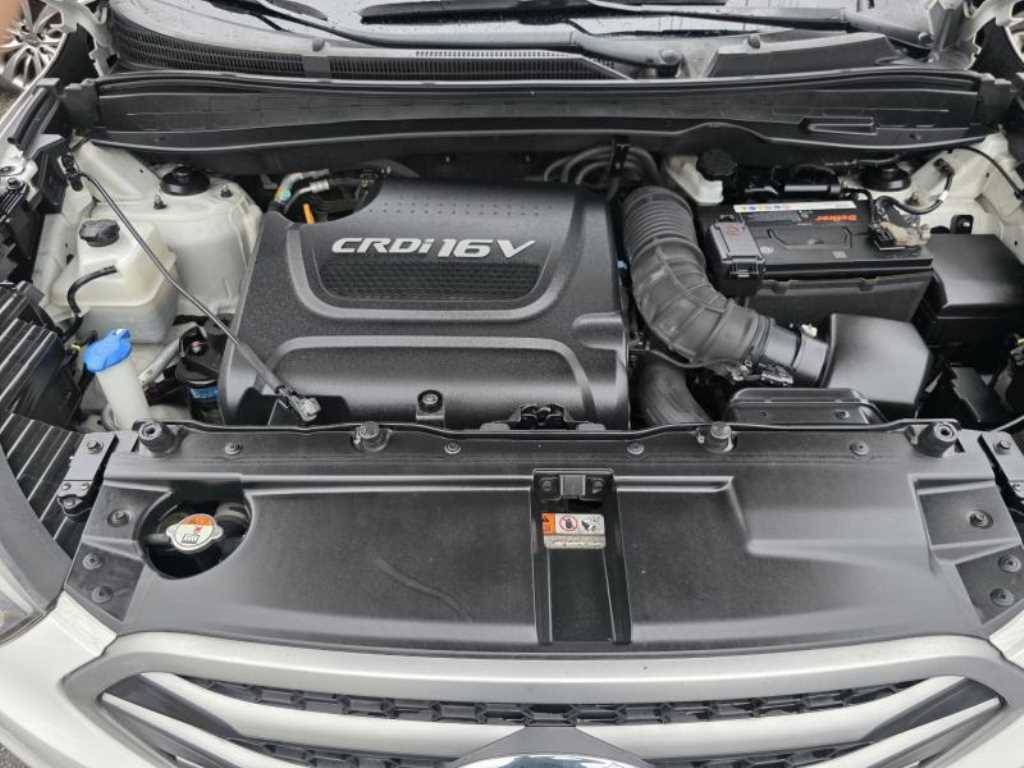 Hyundai Tucson Diesel E-VGT 2WD Modern 10