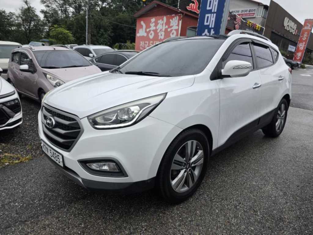 Hyundai Tucson Diesel E-VGT 2WD Modern 4