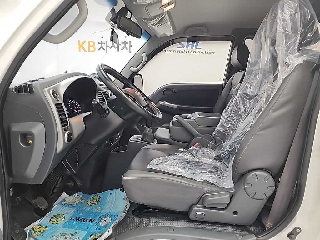 기아 봉고3 1톤 카고 LPG 9