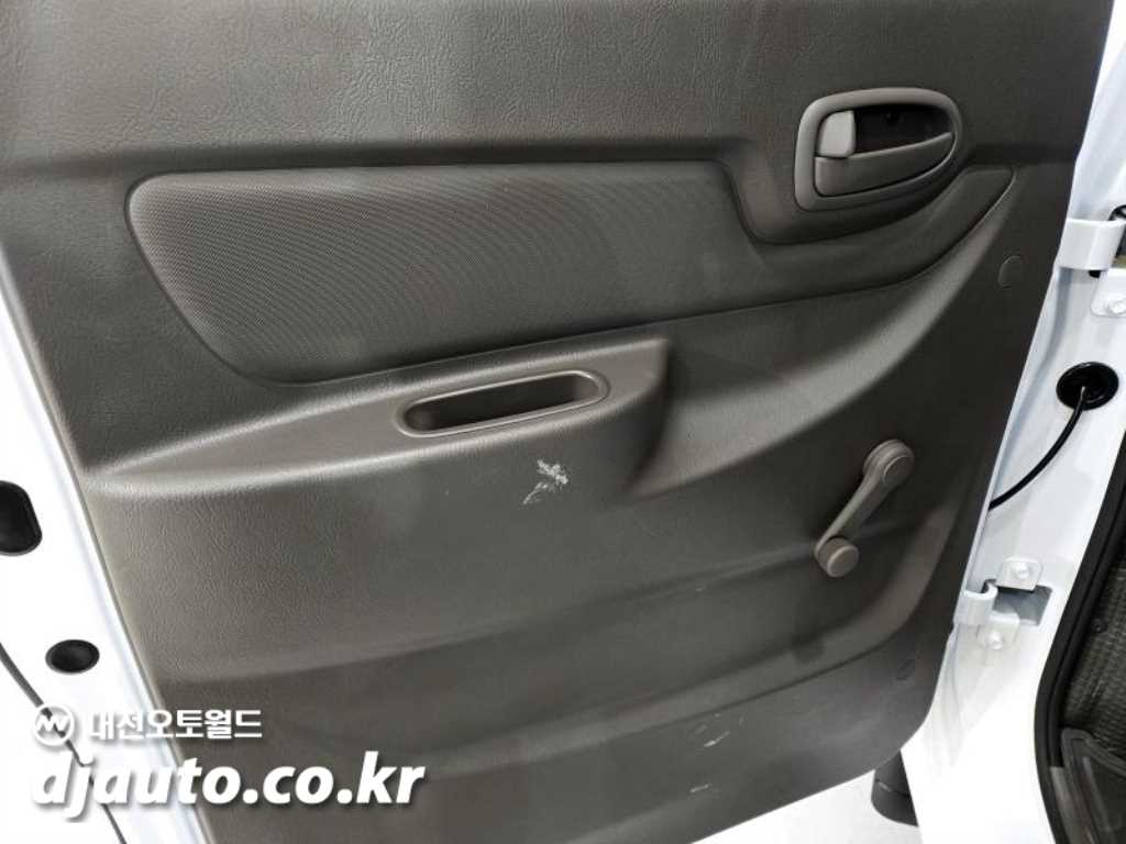 현대 포터2 1톤 카고 LPG 12