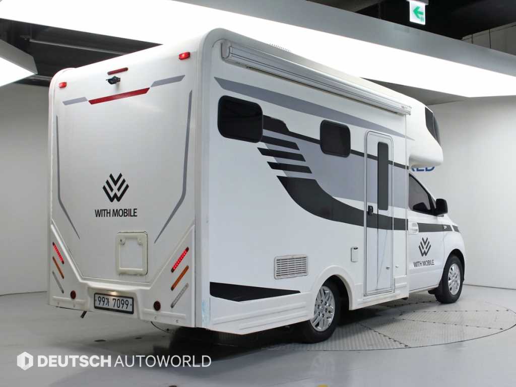 Hyundai Starex 2WD Camping Car 3