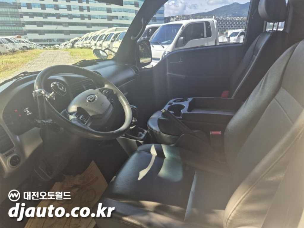 기아 봉고3 1.2톤 카고 8