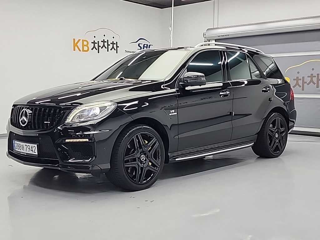 벤츠 M 클래스 ML63 AMG 사진 2/20