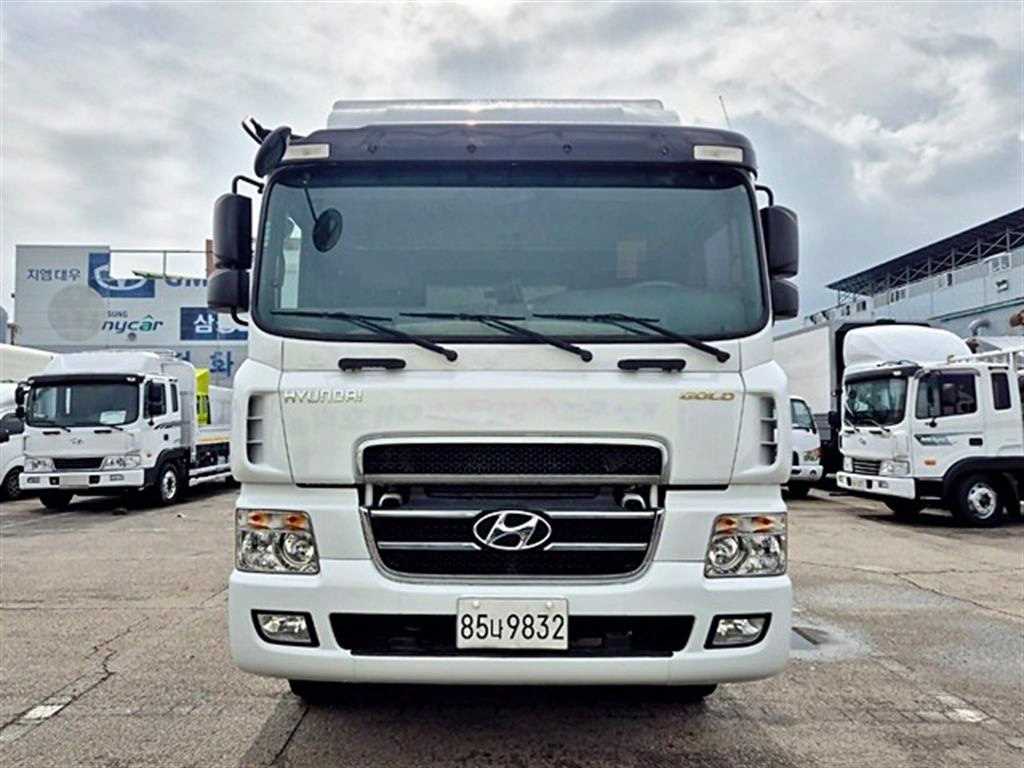 현대 메가트럭 와이드캡 윙바디 4.5톤 수동 1