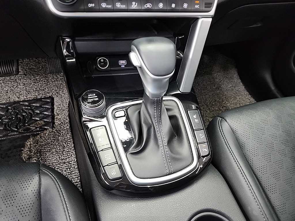 Kia Seltos Gasoline 1.6 Turbo 2WD Signature 9