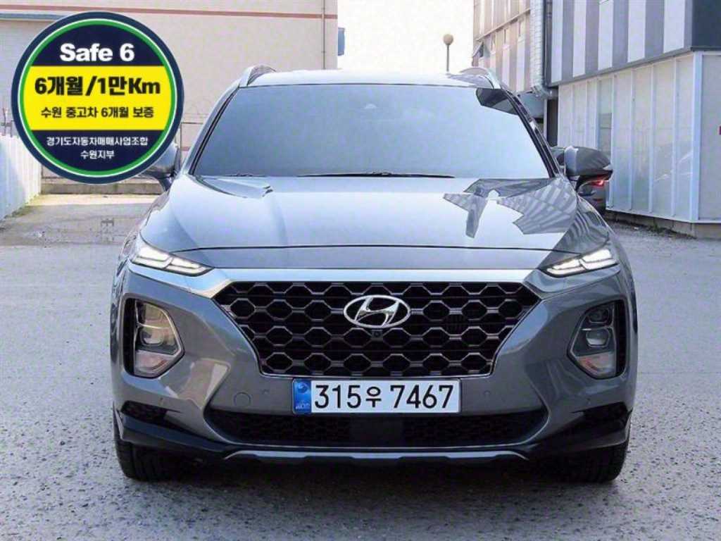 Hyundai Santa Fe Gasoline 2.0T 2WD Prestige 2