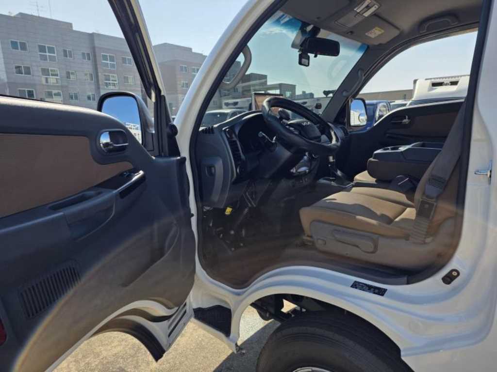 기아 봉고3 1.2톤 카고 LPG 7