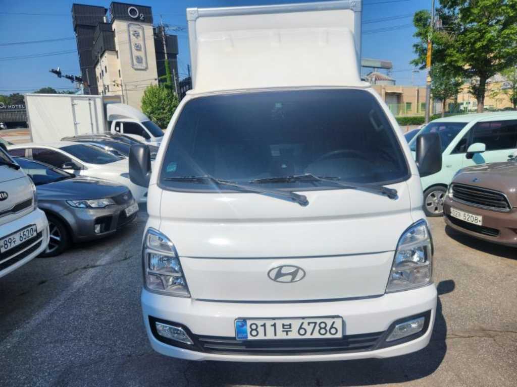 Hyundai Porter Super Cab/ Long Wheelbase Smart 3