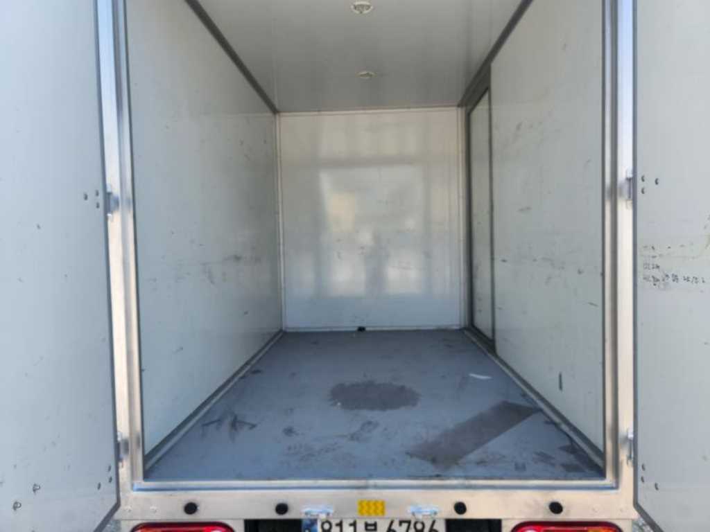 Hyundai Porter Super Cab/ Long Wheelbase Smart 8