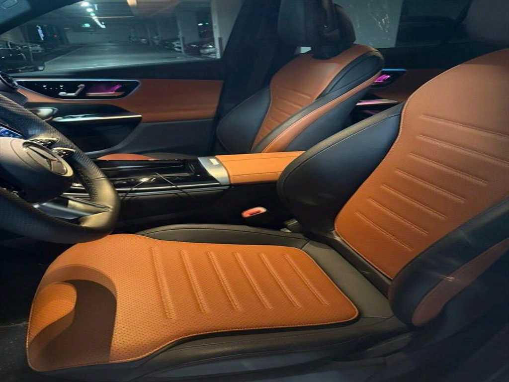 Mercedes-Benz GLC-Class GLC300 4MATIC 7