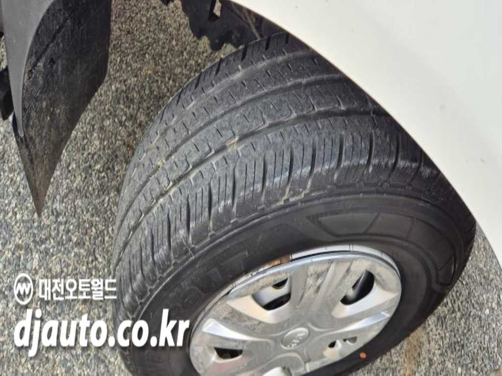 기아 봉고3 1톤 카고 킹캡 LPG 11