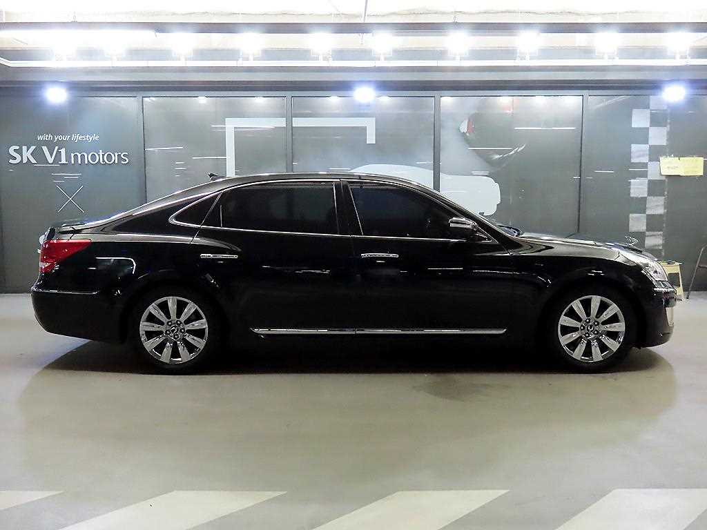 Hyundai Equus VS380 Prestige Base Type 4