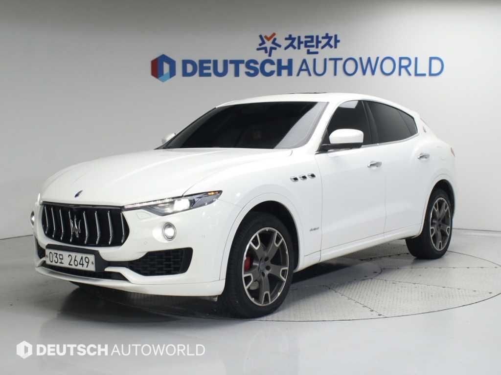 르반떼 3.0 디젤 AWD 그란 스포츠 2018년식