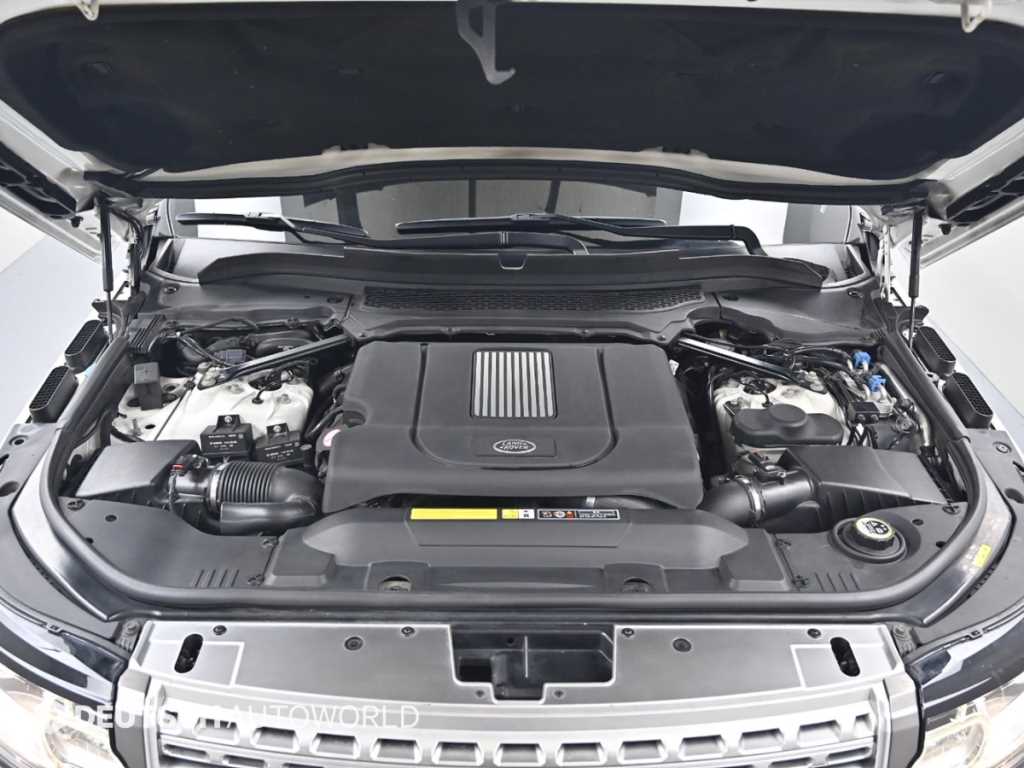 Land Rover Range Rover 4.4 SDV8 VOGUE SE Diesel 7