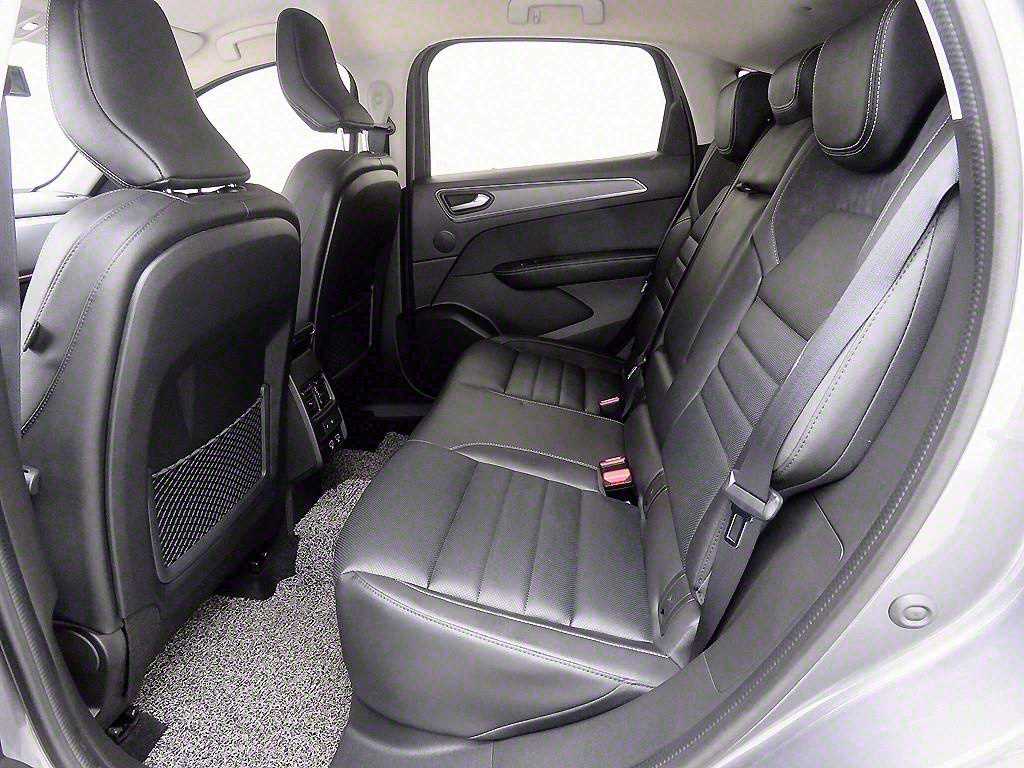 Renault XM3 1.3 TCe RE Signature 9