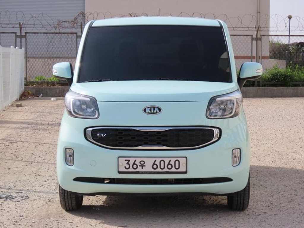 레이 EV 2013년식