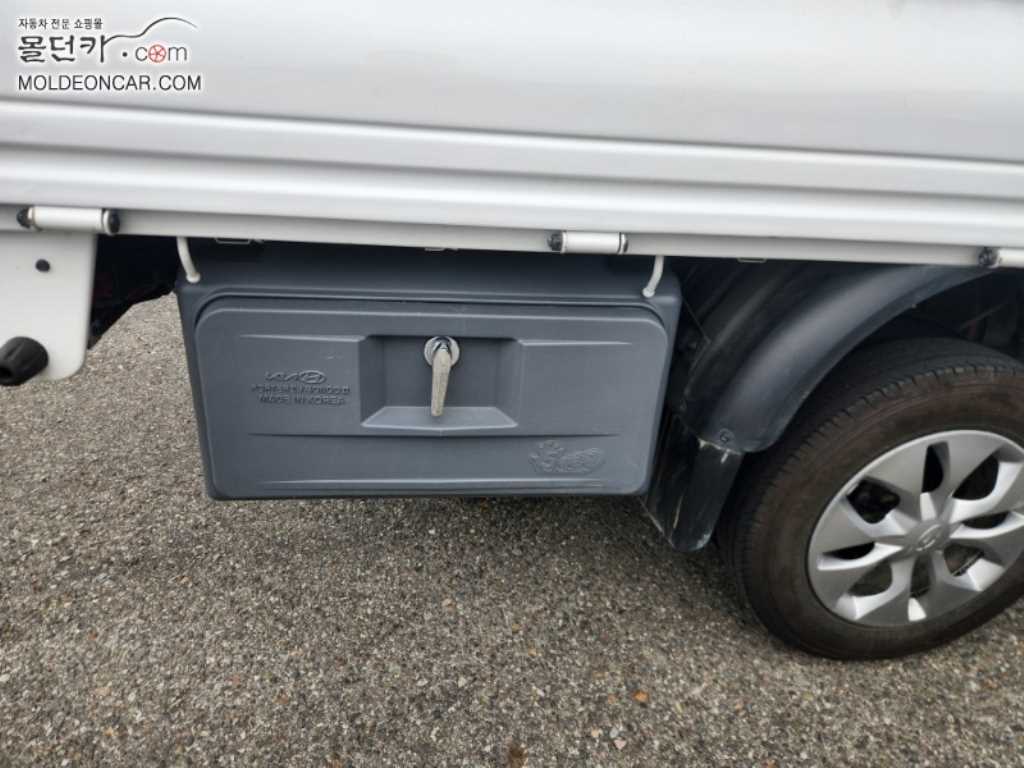 현대 포터2 1톤 카고 LPG 17