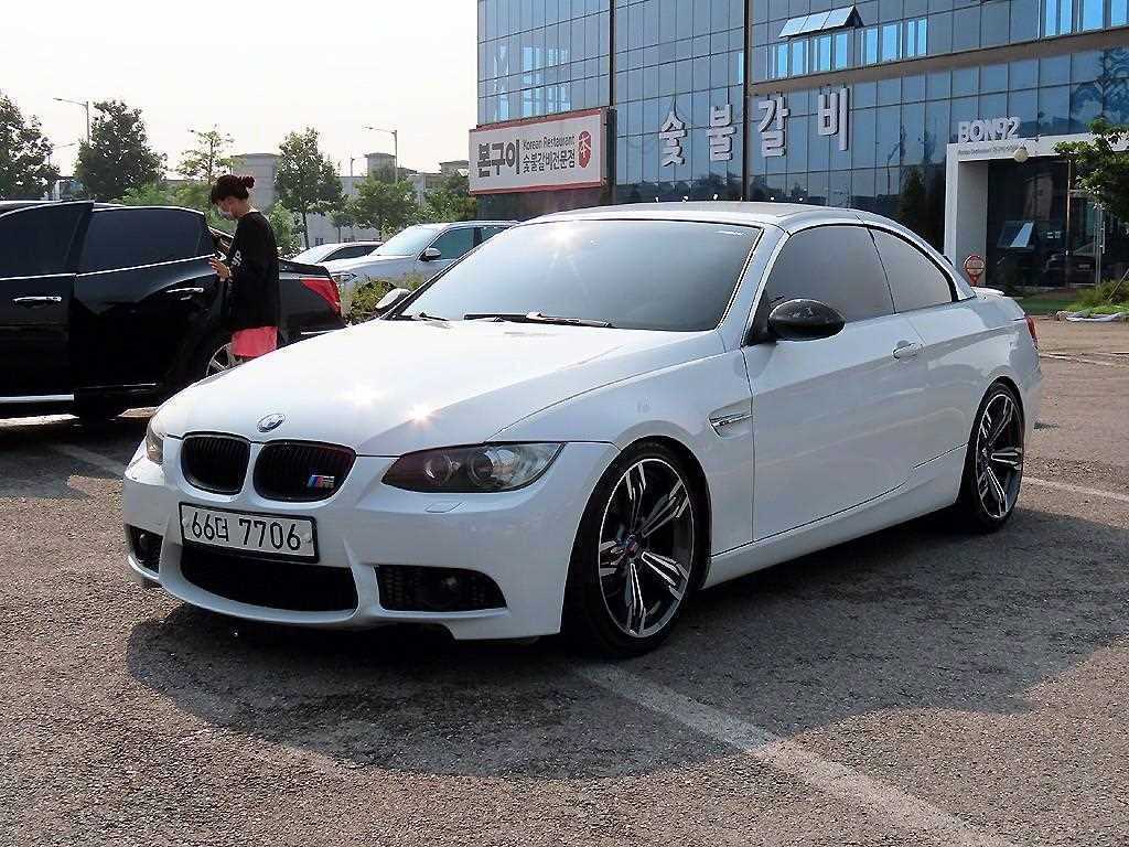 BMW 3시리즈 328i 컨버터블 사진 2/19