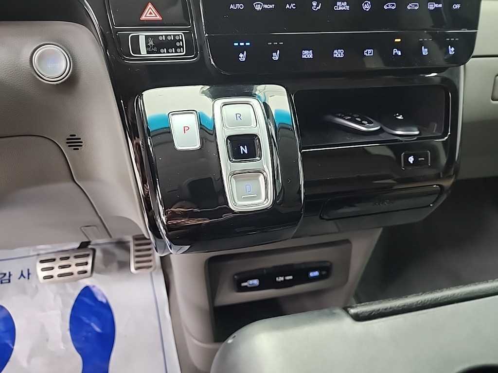 Hyundai Staria Camping Car 4WD Other Manufacturer 9