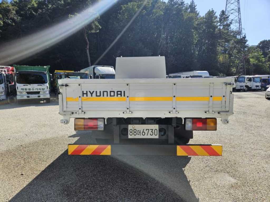 현대 메가트럭 단바리 카고 5톤 수동 4