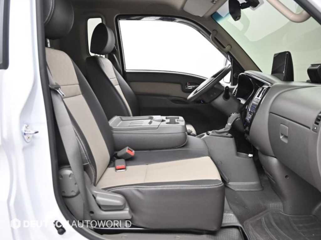 현대 포터2 1톤 카고 LPG 9