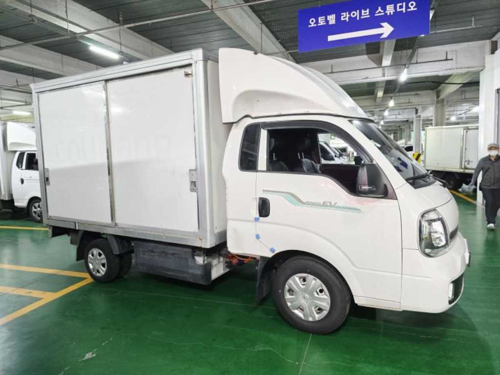 기아 봉고3 1톤 표준탑 전기 3