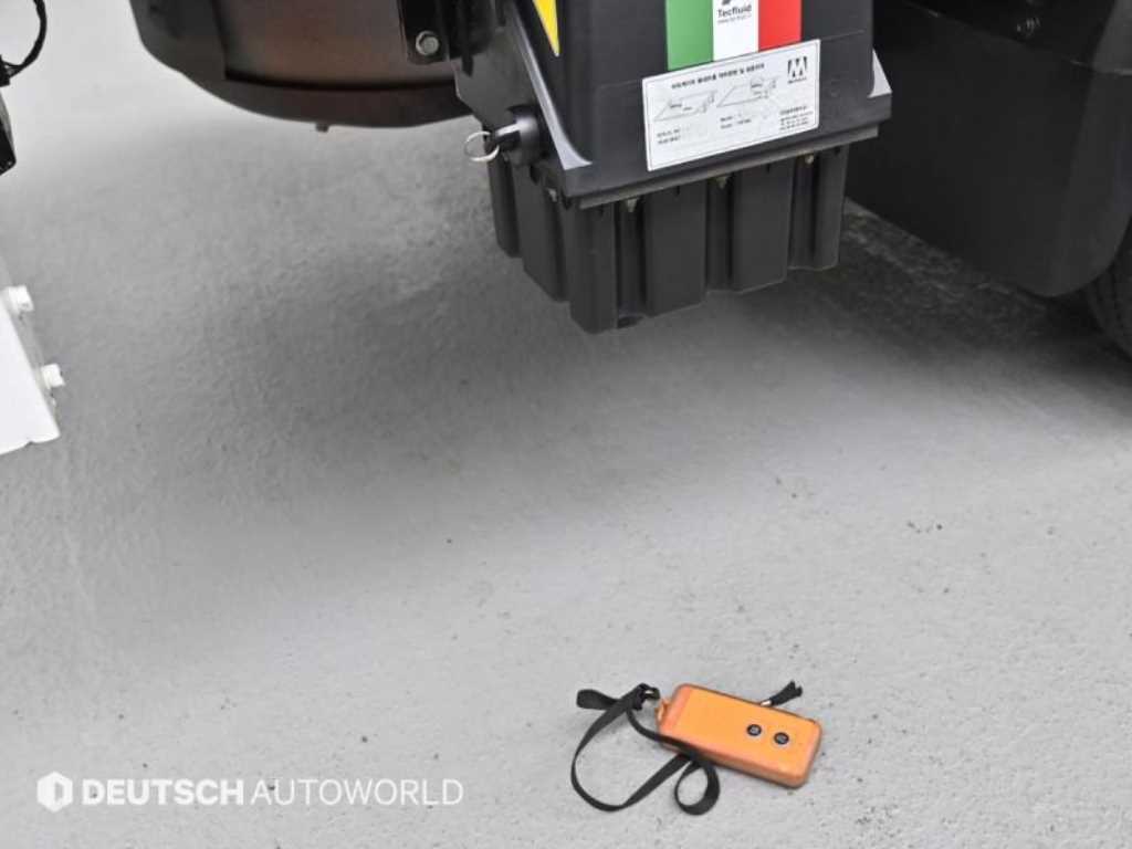 현대 포터2 1톤 카고 LPG 11